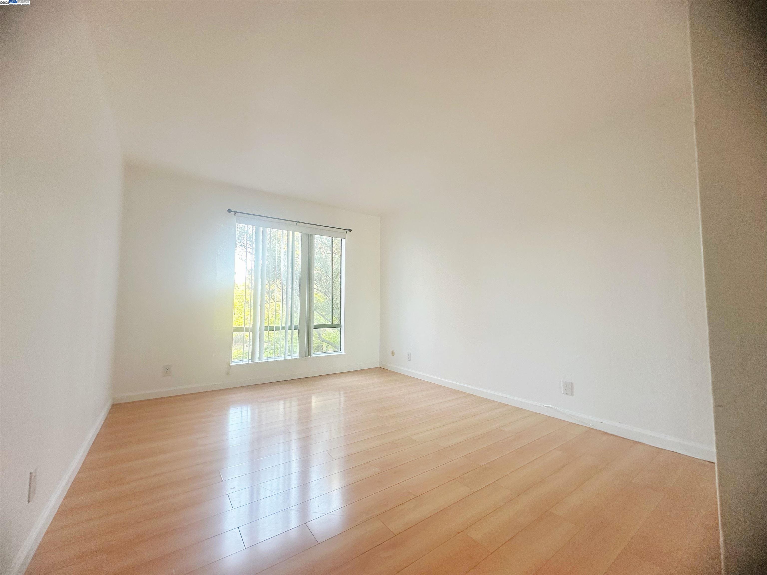 Detail Gallery Image 16 of 18 For 450 N Civic Dr #311,  Walnut Creek,  CA 94596 - 2 Beds | 2 Baths