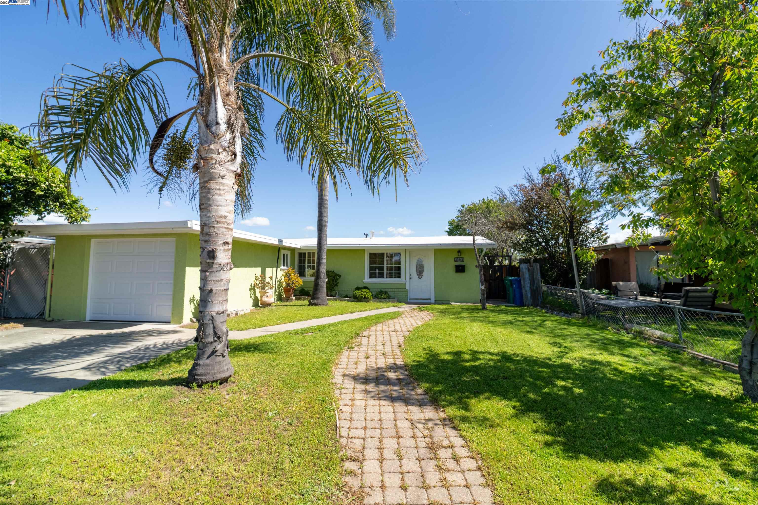 Detail Gallery Image 1 of 27 For 27844 Miami Ave, Hayward,  CA 94545 - 3 Beds | 2 Baths