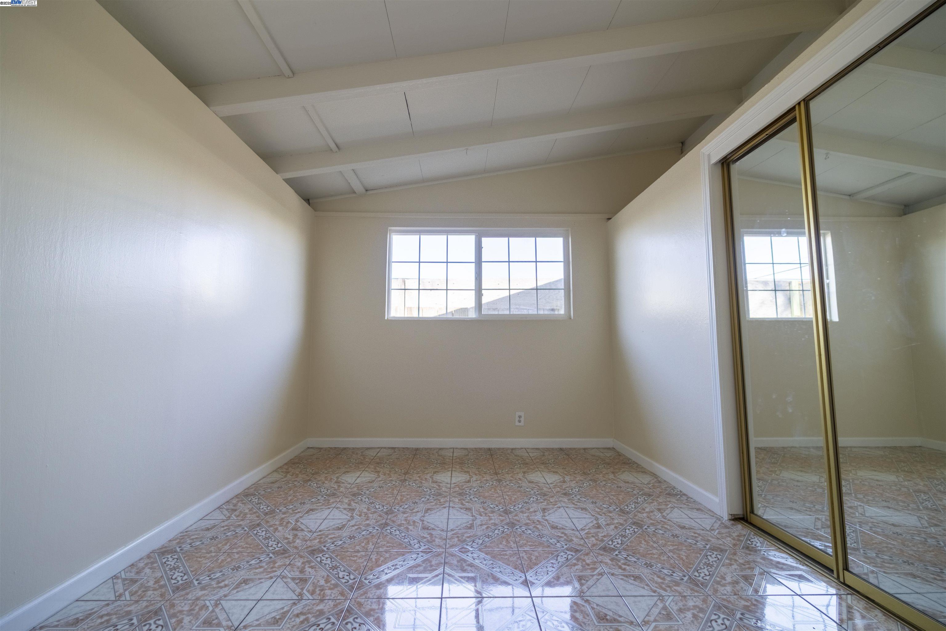 Detail Gallery Image 14 of 27 For 27844 Miami Ave, Hayward,  CA 94545 - 3 Beds | 2 Baths