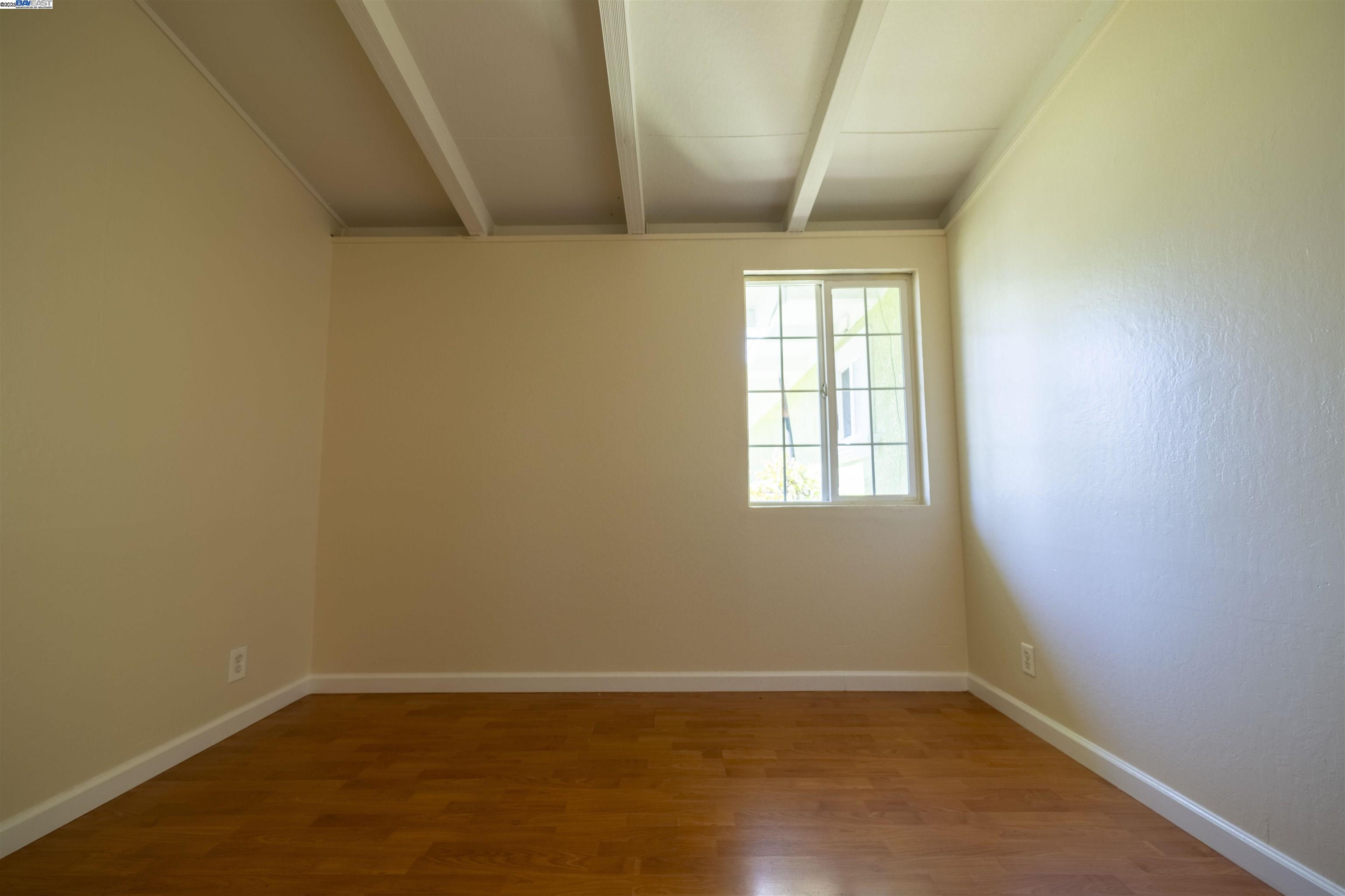 Detail Gallery Image 15 of 27 For 27844 Miami Ave, Hayward,  CA 94545 - 3 Beds | 2 Baths