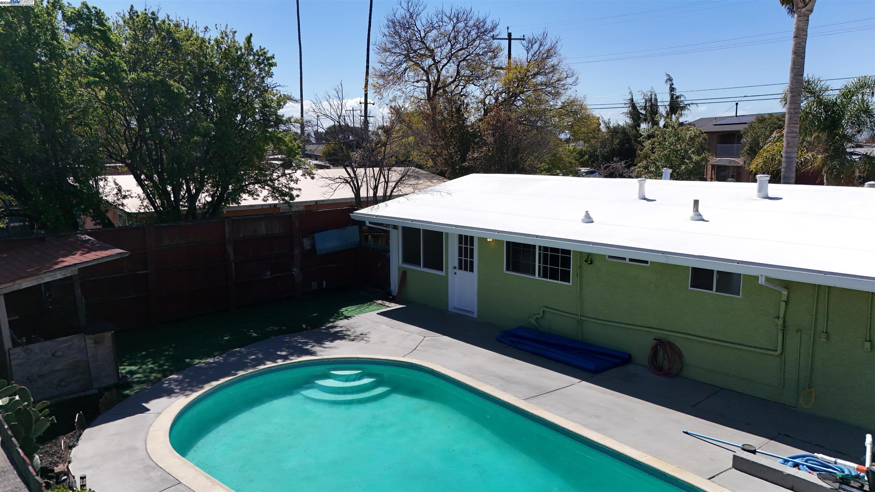 Detail Gallery Image 25 of 27 For 27844 Miami Ave, Hayward,  CA 94545 - 3 Beds | 2 Baths