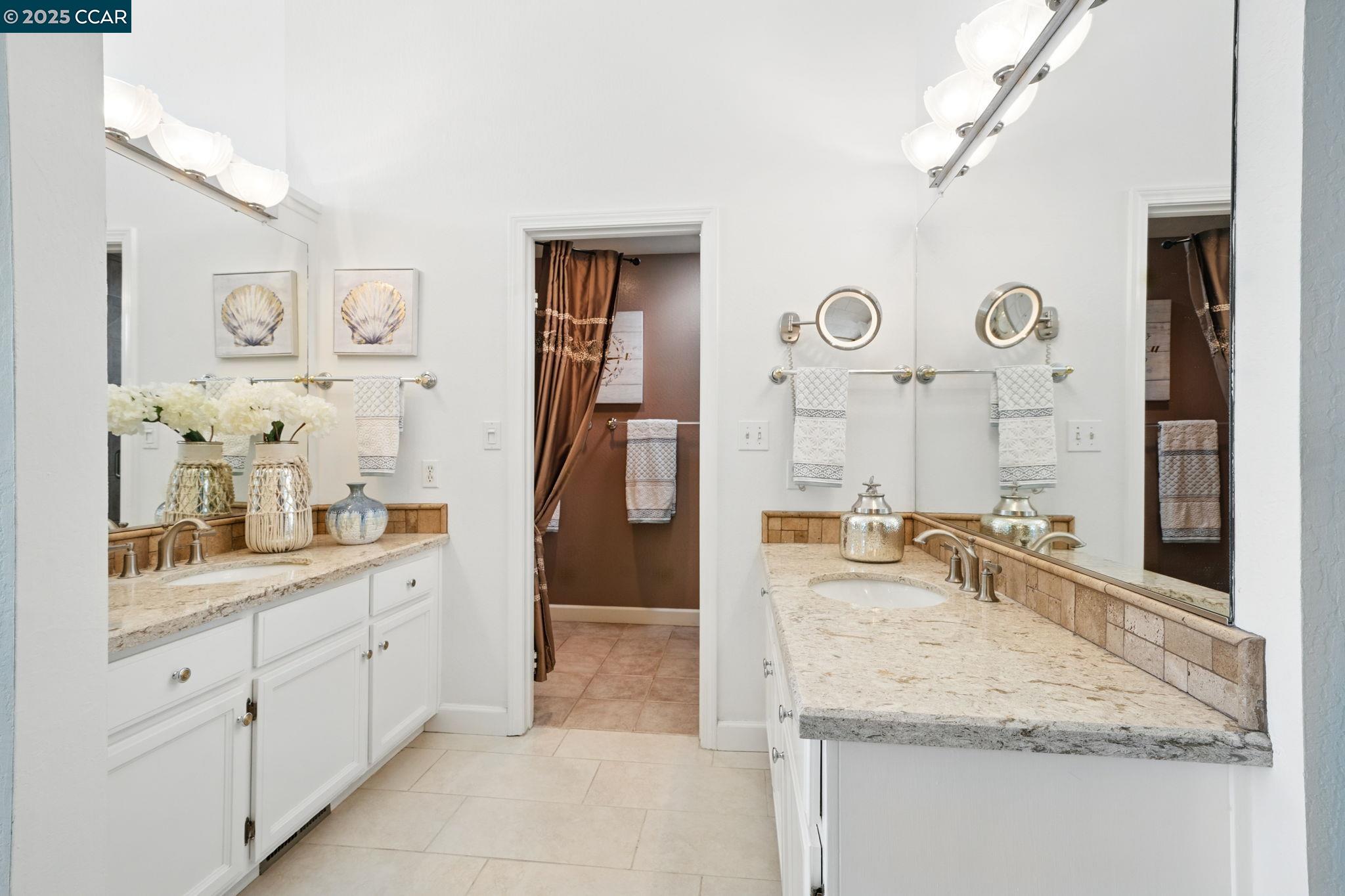 Detail Gallery Image 26 of 35 For 230 E 2nd St, Benicia,  CA 94510 - 3 Beds | 2/1 Baths