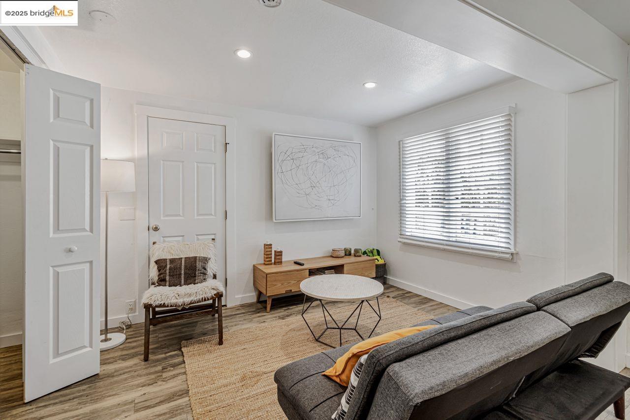 Detail Gallery Image 14 of 47 For 1205 Peralta Ave, Berkeley,  CA 94706 - – Beds | – Baths