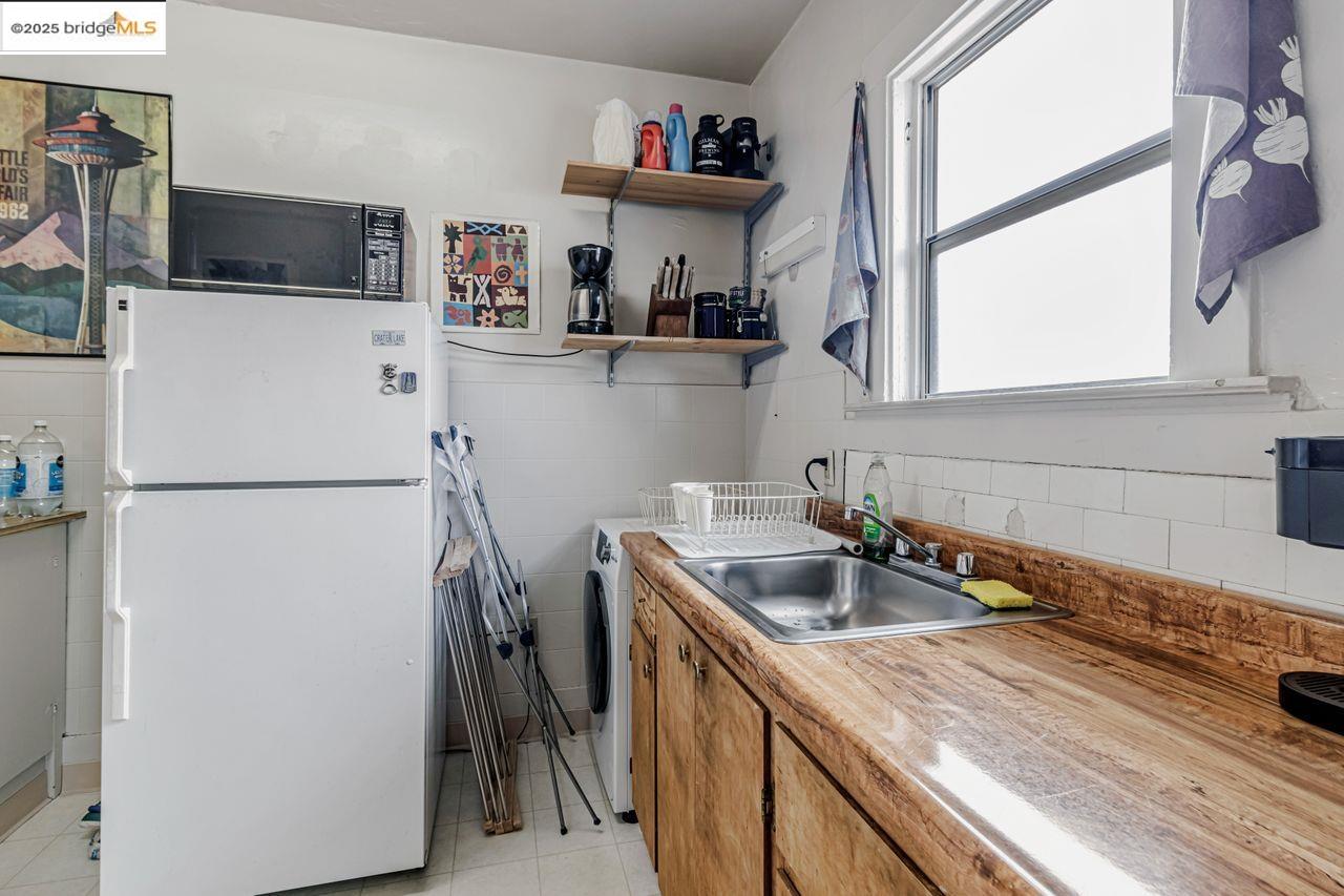 Detail Gallery Image 19 of 47 For 1205 Peralta Ave, Berkeley,  CA 94706 - – Beds | – Baths