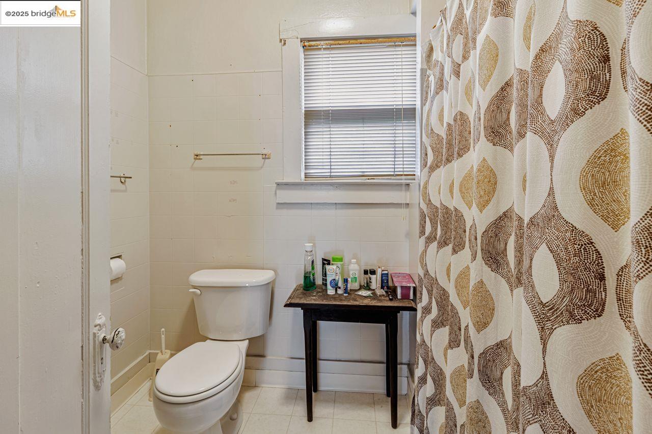 Detail Gallery Image 38 of 47 For 1205 Peralta Ave, Berkeley,  CA 94706 - – Beds | – Baths