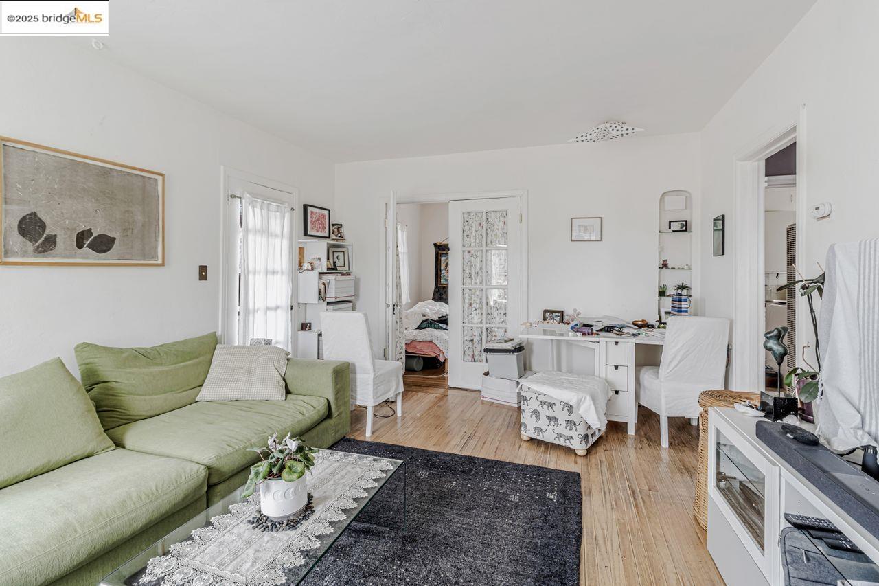 Detail Gallery Image 9 of 47 For 1205 Peralta Ave, Berkeley,  CA 94706 - – Beds | – Baths
