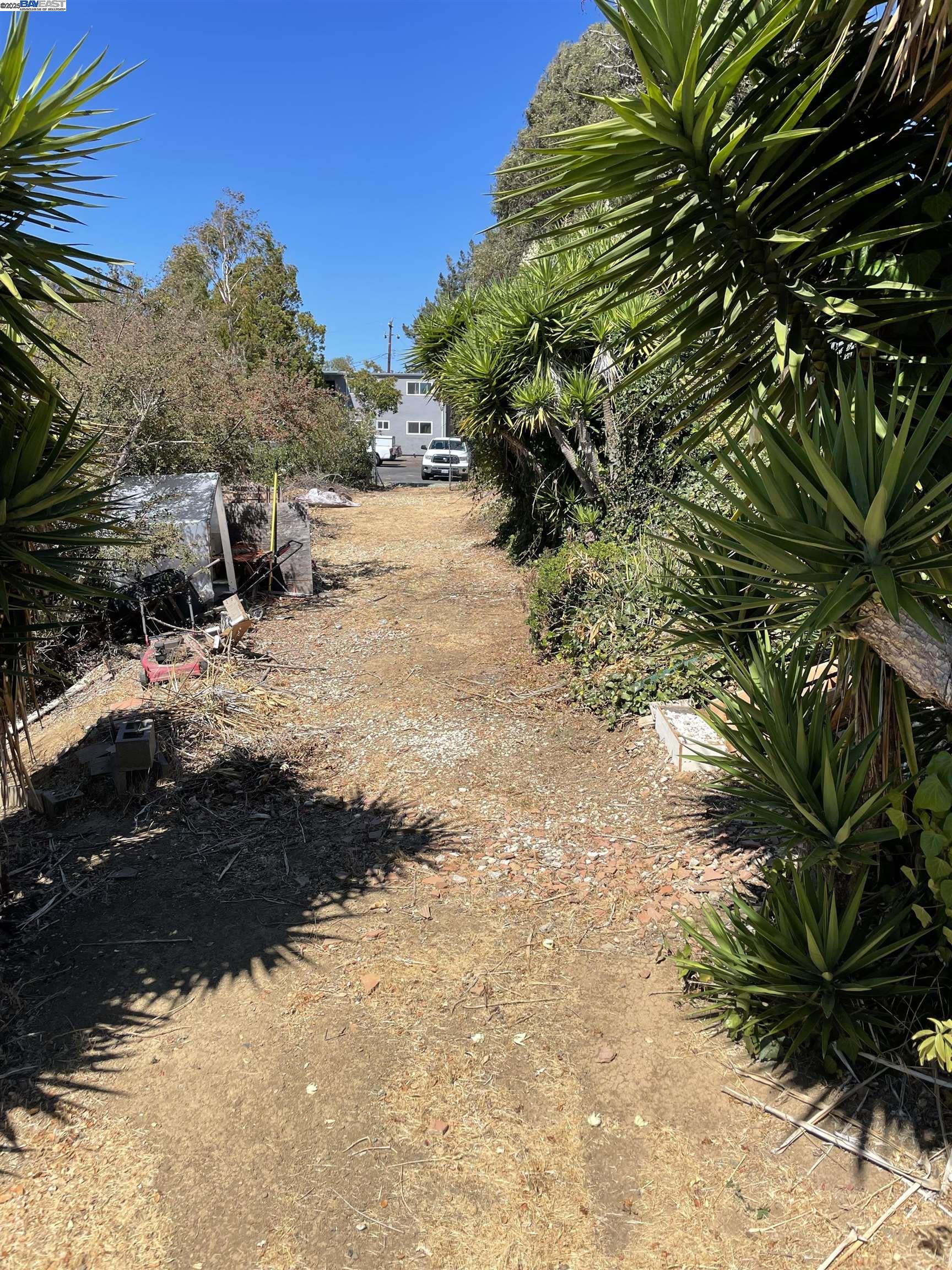 Detail Gallery Image 7 of 16 For 25 Burnham St, Vallejo,  CA 94590 - – Beds | – Baths