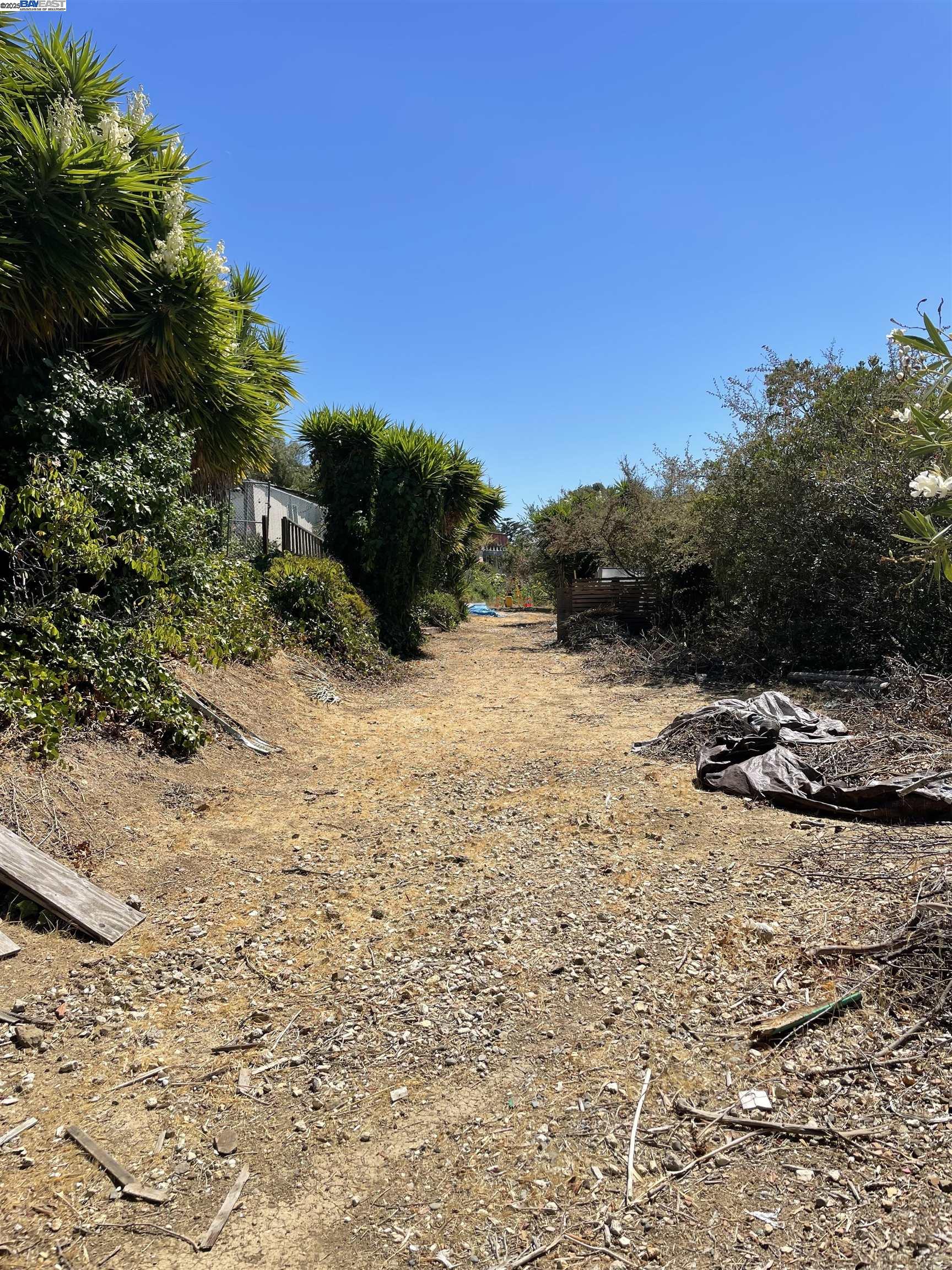 Detail Gallery Image 9 of 16 For 25 Burnham St, Vallejo,  CA 94590 - – Beds | – Baths