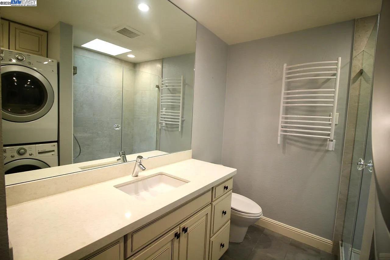 Detail Gallery Image 12 of 34 For 580 Vista Ave, Palo Alto,  CA 94306 - 2 Beds | 1 Baths