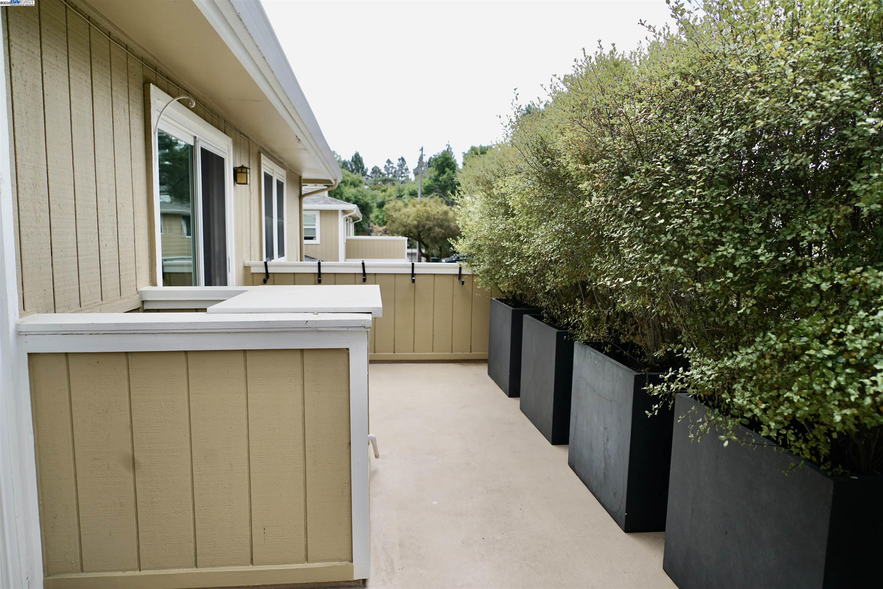 Detail Gallery Image 32 of 34 For 580 Vista Ave, Palo Alto,  CA 94306 - 2 Beds | 1 Baths