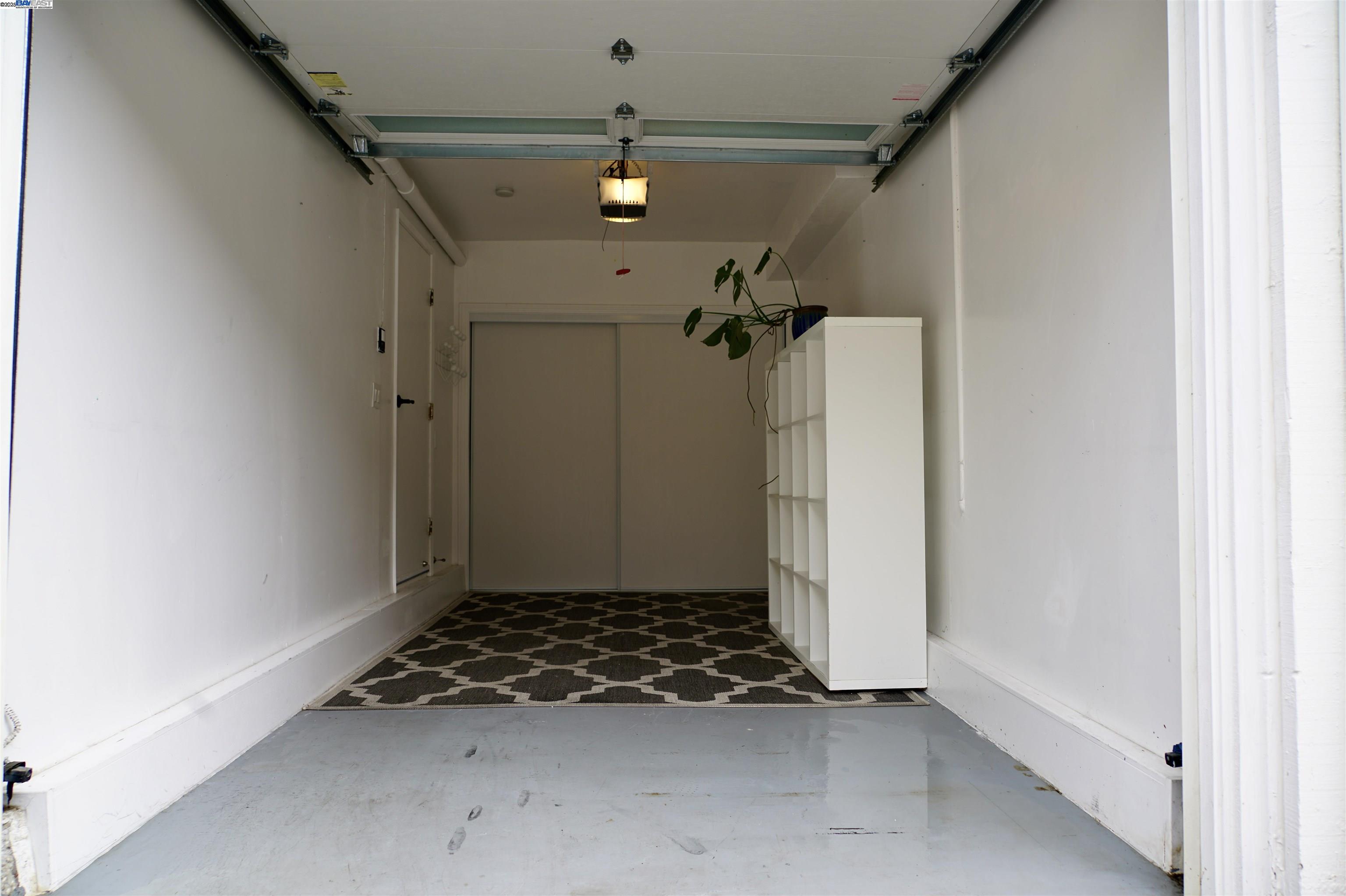 Detail Gallery Image 5 of 34 For 580 Vista Ave, Palo Alto,  CA 94306 - 2 Beds | 1 Baths