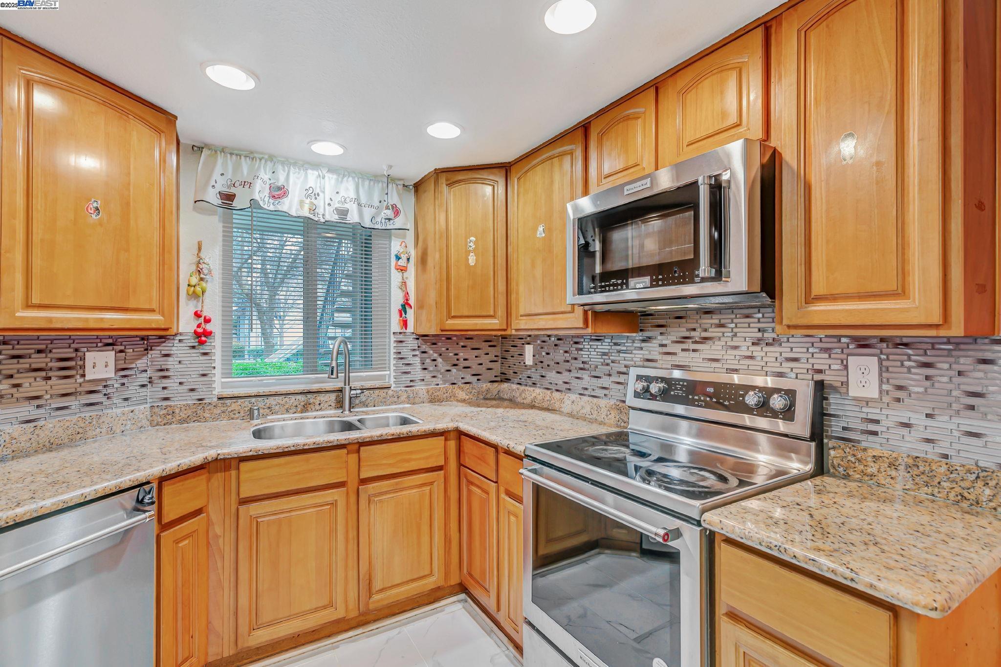 Photo #17: 41092296 Listing: Photo #17