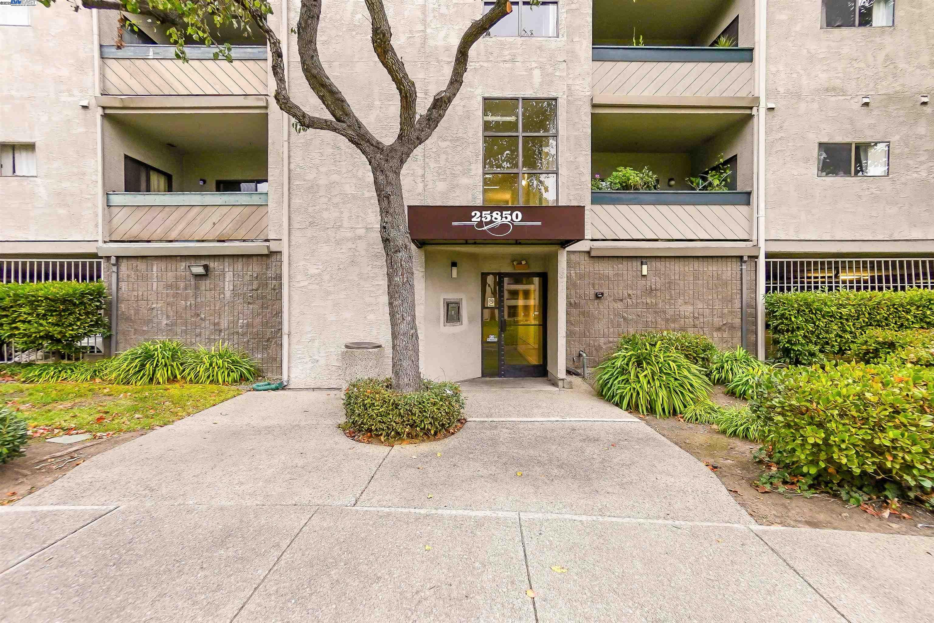 Detail Gallery Image 20 of 33 For 25850 Kay Ave #334,  Hayward,  CA 94545 - 1 Beds | 1 Baths