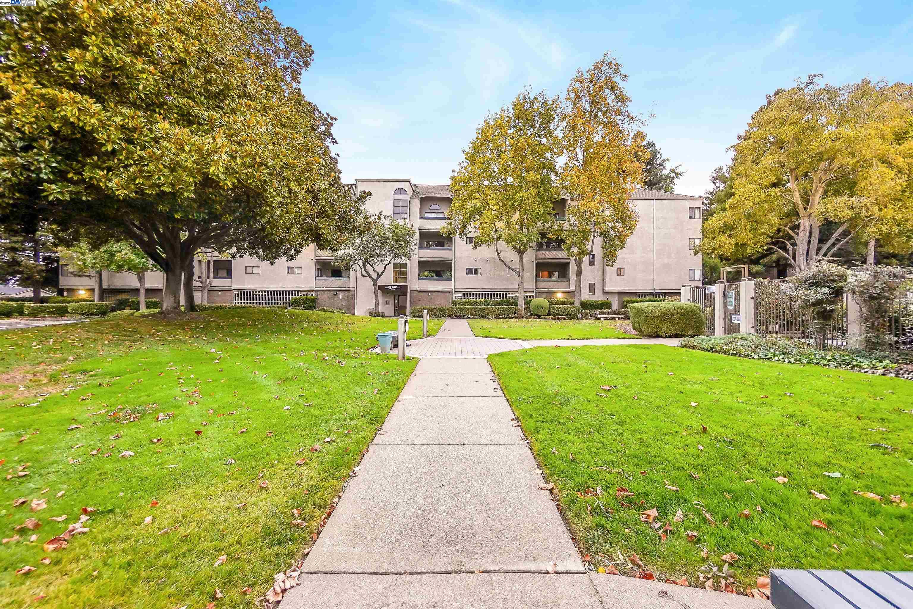 Detail Gallery Image 24 of 33 For 25850 Kay Ave #334,  Hayward,  CA 94545 - 1 Beds | 1 Baths