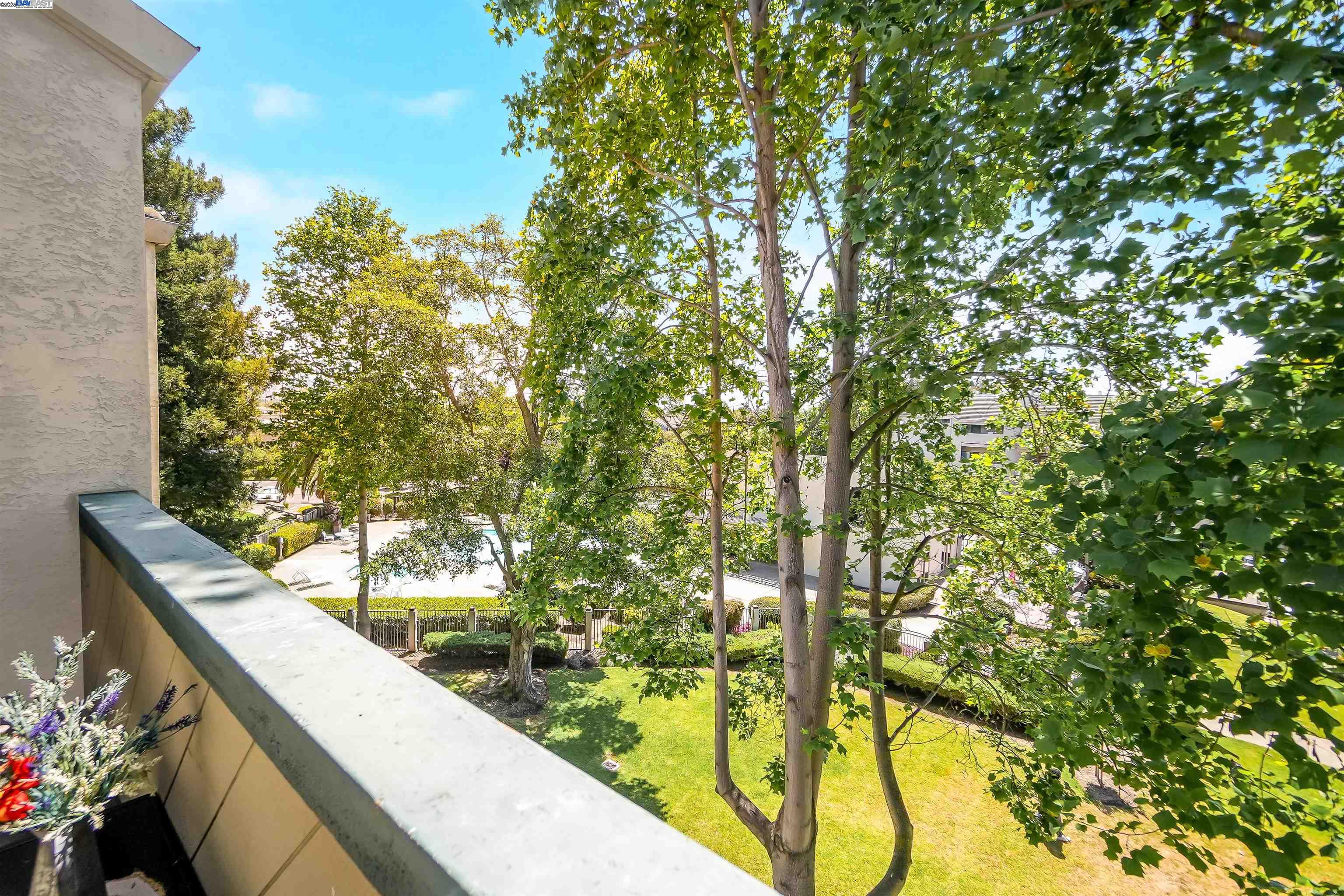 Detail Gallery Image 32 of 33 For 25850 Kay Ave #334,  Hayward,  CA 94545 - 1 Beds | 1 Baths