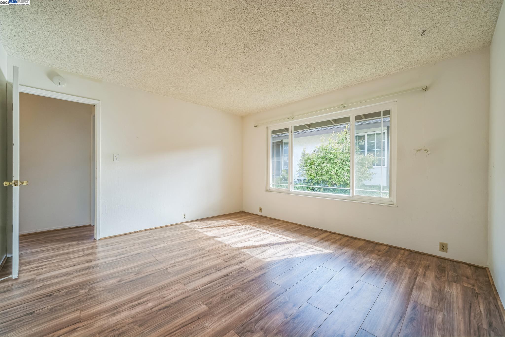 Photo #17: 41092309 Listing: Photo #17