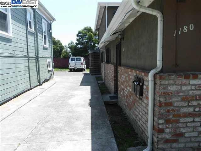 Detail Gallery Image 3 of 5 For 1180 73rd Ave, Oakland,  CA 94621 - – Beds | – Baths