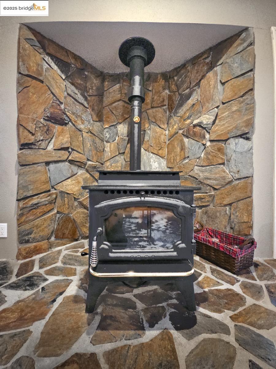 Detail Gallery Image 14 of 49 For 20634 Nob Hill Cir., Groveland,  CA 95321 - 4 Beds | 3 Baths