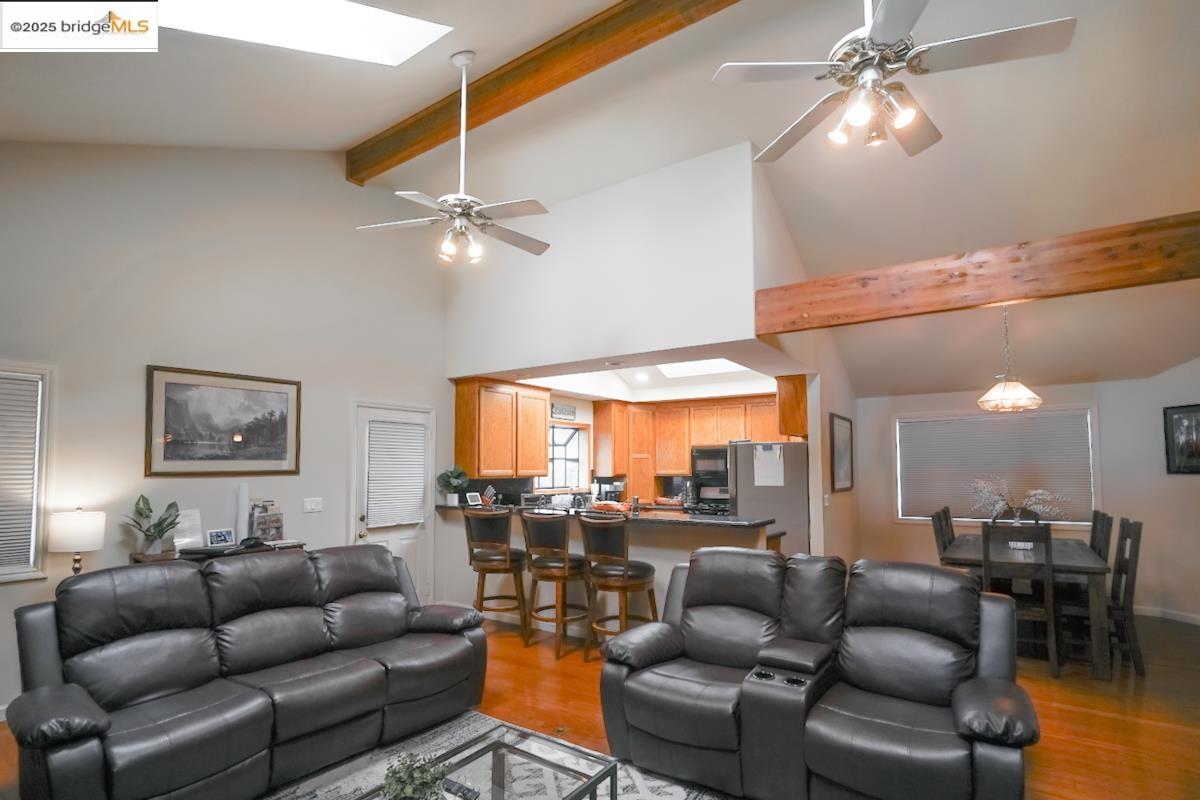 Detail Gallery Image 15 of 49 For 20634 Nob Hill Cir., Groveland,  CA 95321 - 4 Beds | 3 Baths