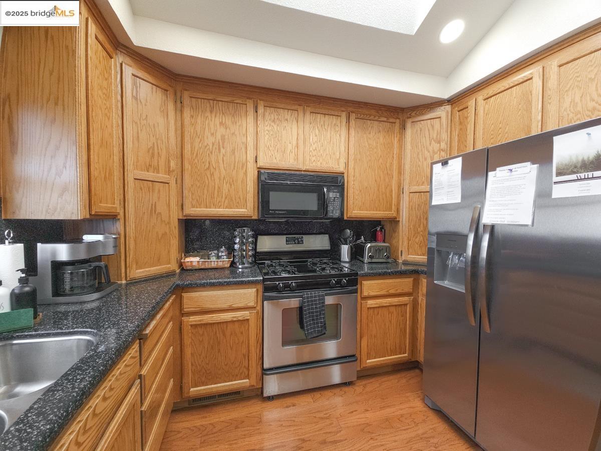 Detail Gallery Image 19 of 49 For 20634 Nob Hill Cir., Groveland,  CA 95321 - 4 Beds | 3 Baths