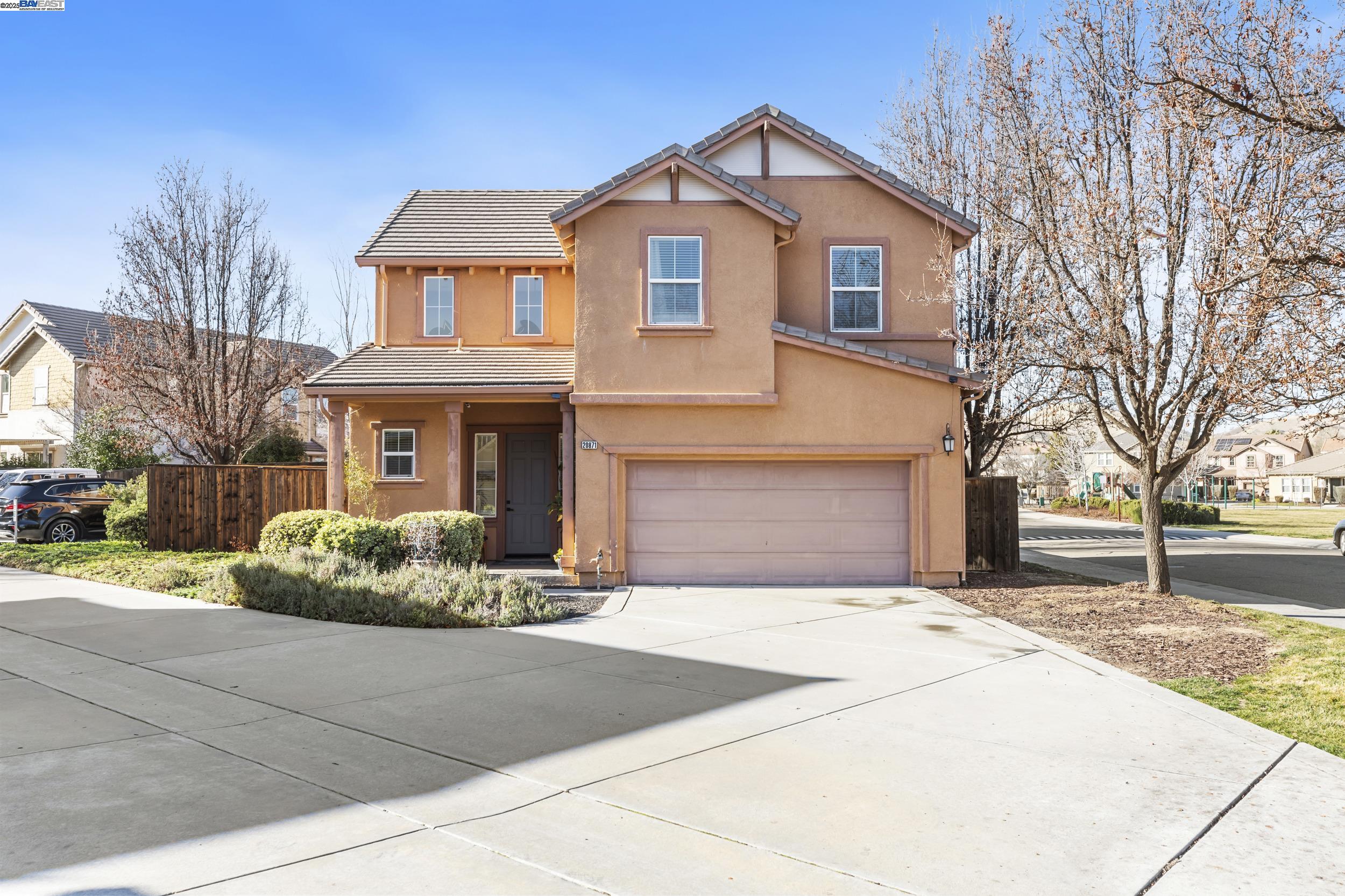 Detail Gallery Image 1 of 22 For 20871 Grapevine Dr, Patterson,  CA 95363 - 3 Beds | 2/1 Baths