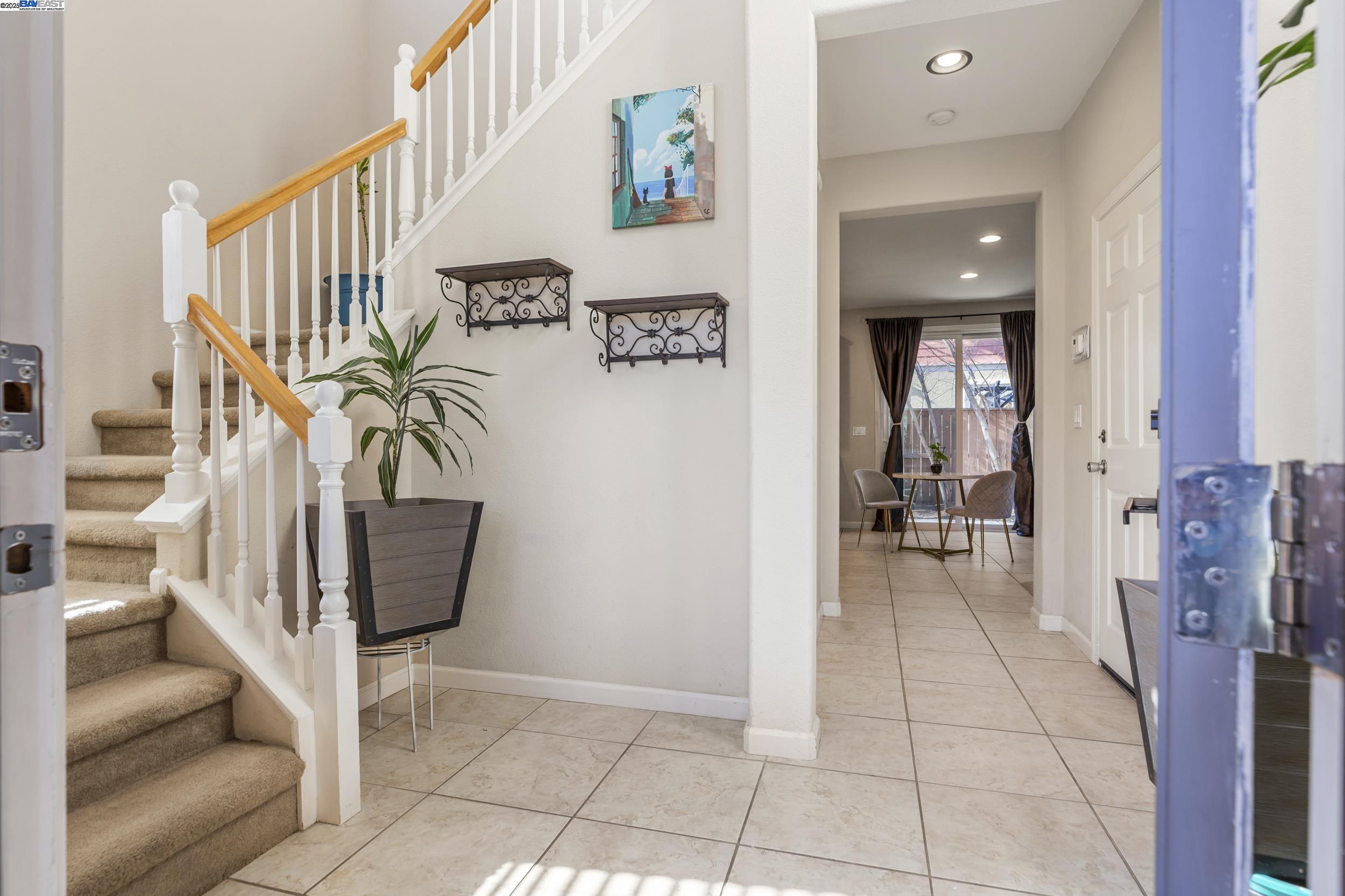 Detail Gallery Image 3 of 22 For 20871 Grapevine Dr, Patterson,  CA 95363 - 3 Beds | 2/1 Baths