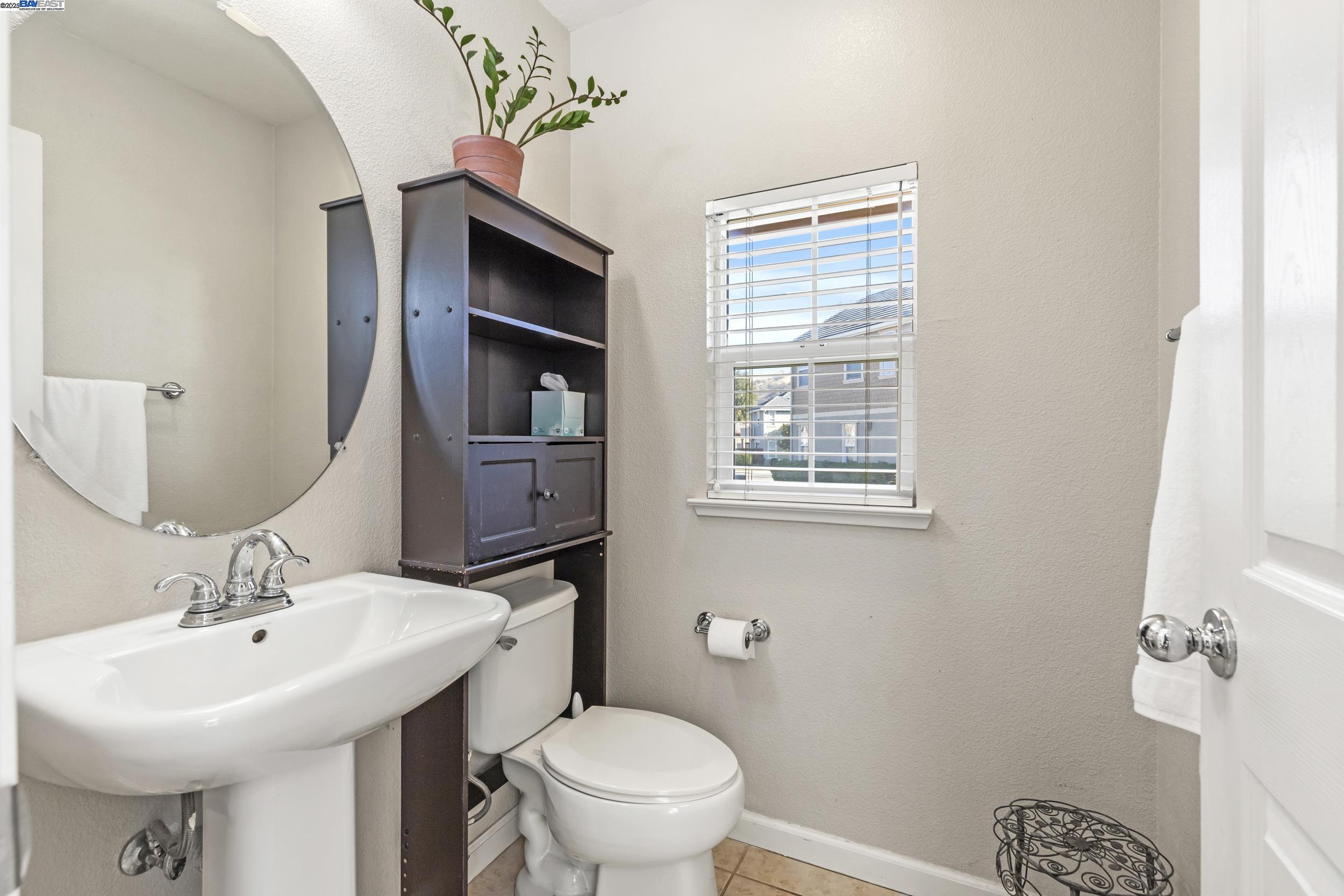 Detail Gallery Image 10 of 22 For 20871 Grapevine Dr, Patterson,  CA 95363 - 3 Beds | 2/1 Baths