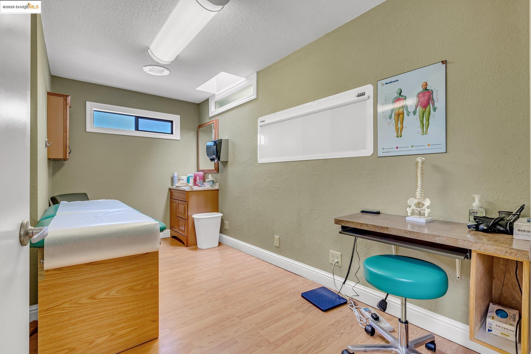 Detail Gallery Image 34 of 45 For , Concord,  CA 94520 - – Beds | – Baths