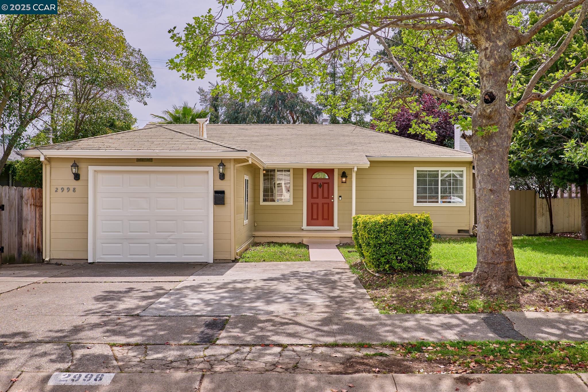 Detail Gallery Image 1 of 1 For 2998 Crawford St, Concord,  CA 94518 - 2 Beds | 1 Baths
