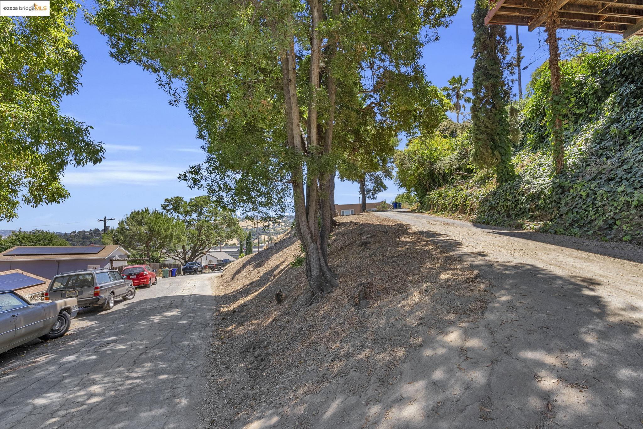Detail Gallery Image 13 of 22 For 125 Kendall Ave, Crockett,  CA 94525 - – Beds | – Baths