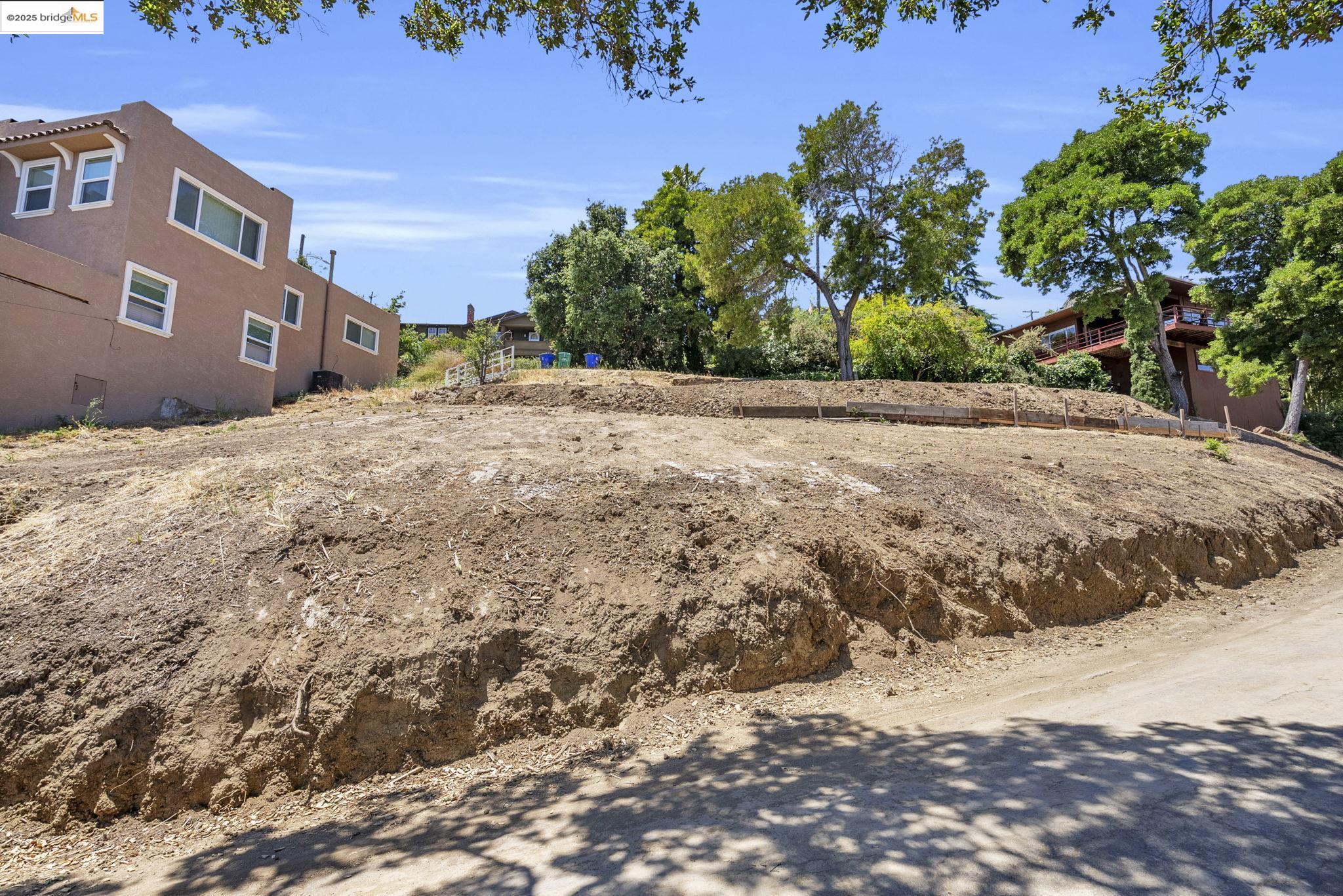Detail Gallery Image 15 of 22 For 125 Kendall Ave, Crockett,  CA 94525 - – Beds | – Baths