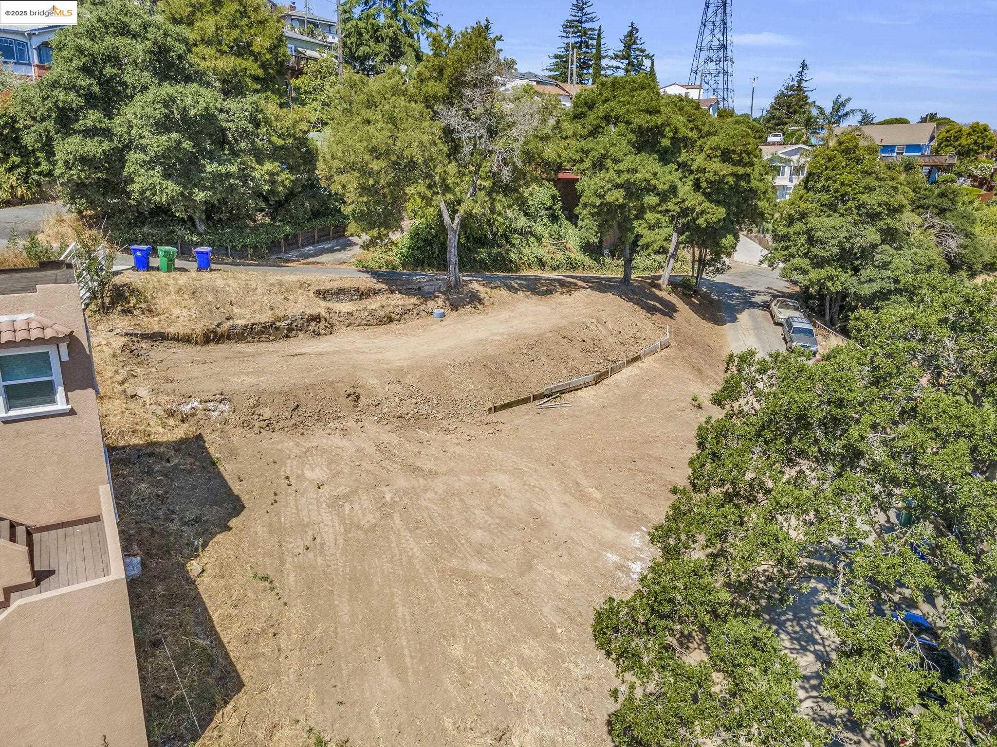 Detail Gallery Image 9 of 22 For 125 Kendall Ave, Crockett,  CA 94525 - – Beds | – Baths
