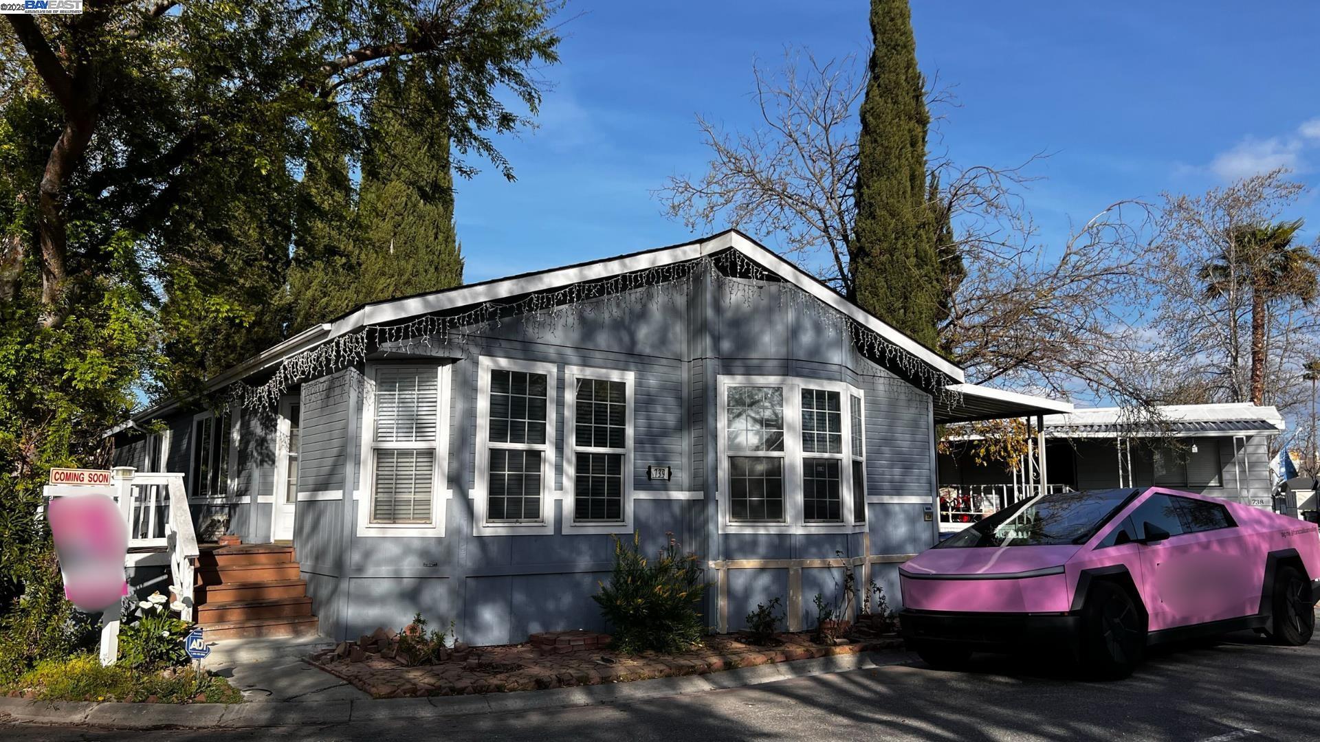 Detail Gallery Image 1 of 1 For 739 Spindrift Dr #739,  San Jose,  CA 95134 - 3 Beds | 2 Baths