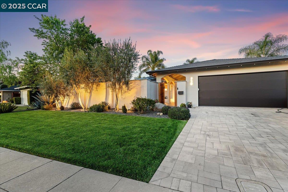 Detail Gallery Image 1 of 1 For 738 Hazel St, Livermore,  CA 94550 - 5 Beds | 3 Baths