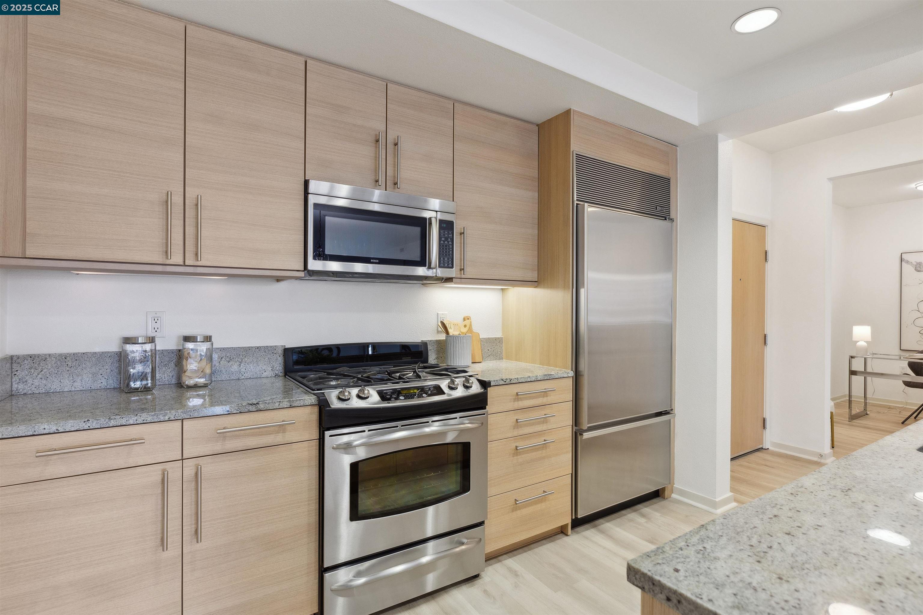 Detail Gallery Image 12 of 47 For 1655 N California #101,  Walnut Creek,  CA 94596 - 2 Beds | 2 Baths