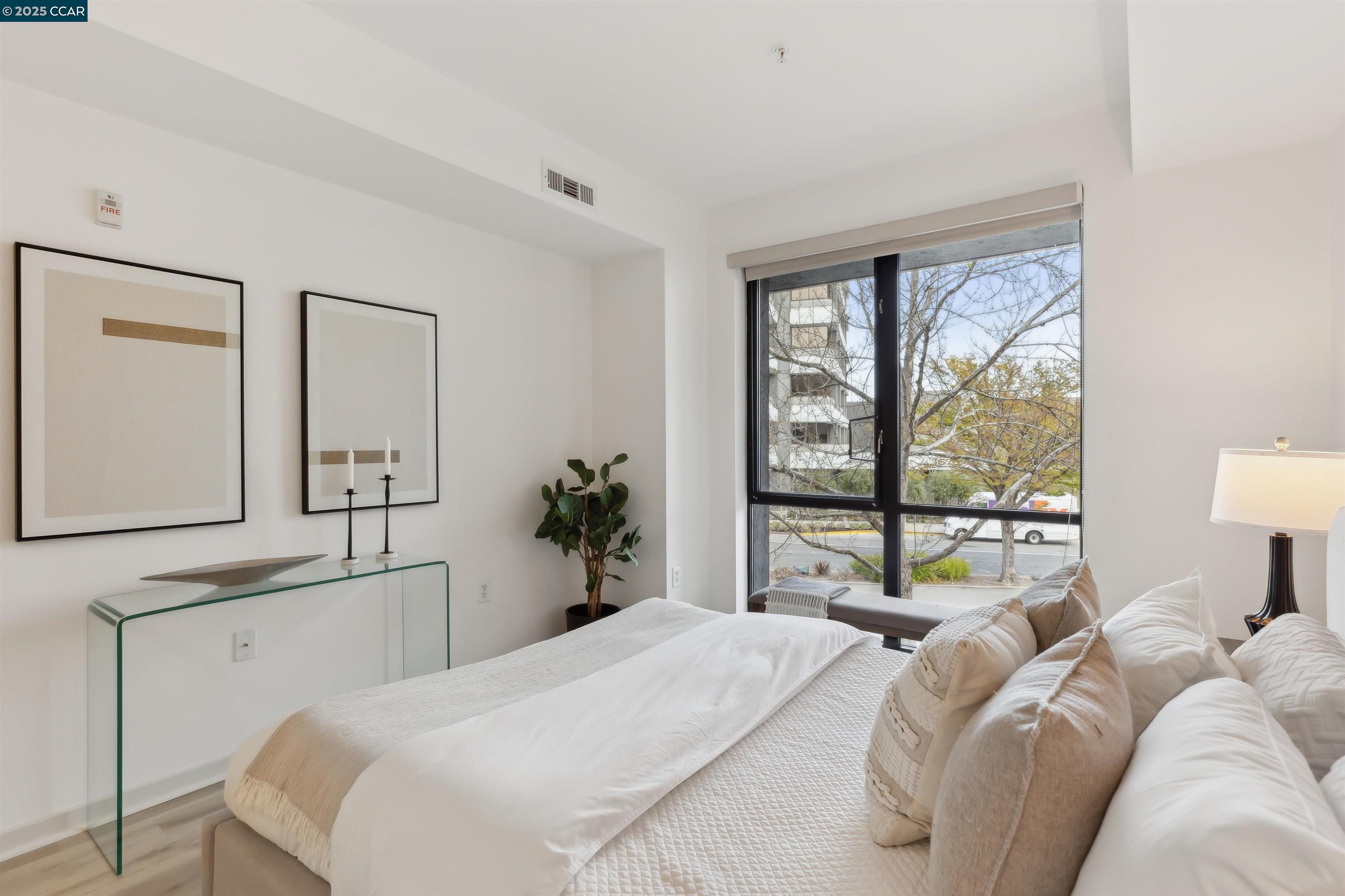 Detail Gallery Image 16 of 47 For 1655 N California #101,  Walnut Creek,  CA 94596 - 2 Beds | 2 Baths
