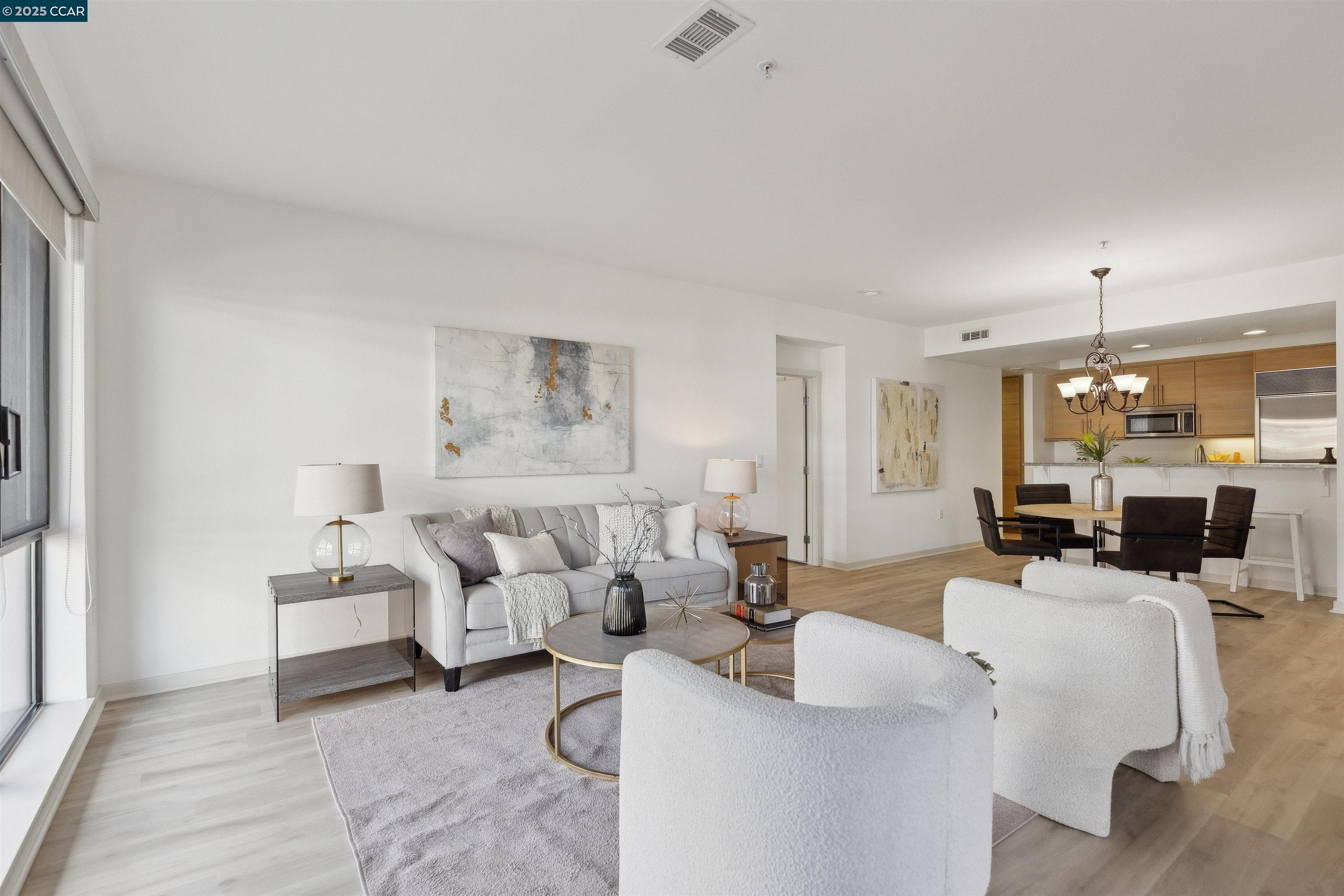 Detail Gallery Image 4 of 47 For 1655 N California #101,  Walnut Creek,  CA 94596 - 2 Beds | 2 Baths