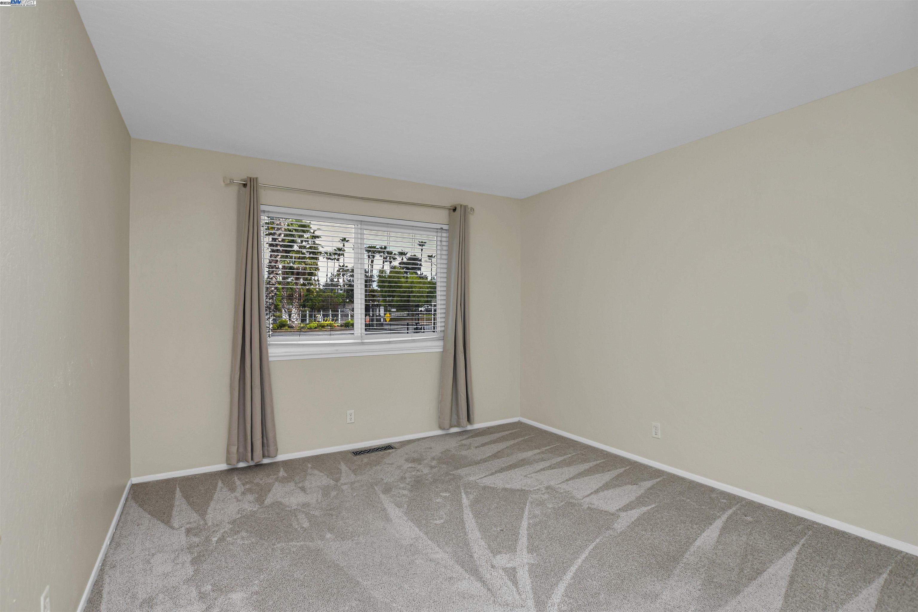 Detail Gallery Image 13 of 24 For 2039 Sand Point Rd, Discovery Bay,  CA 94505 - 2 Beds | 2 Baths
