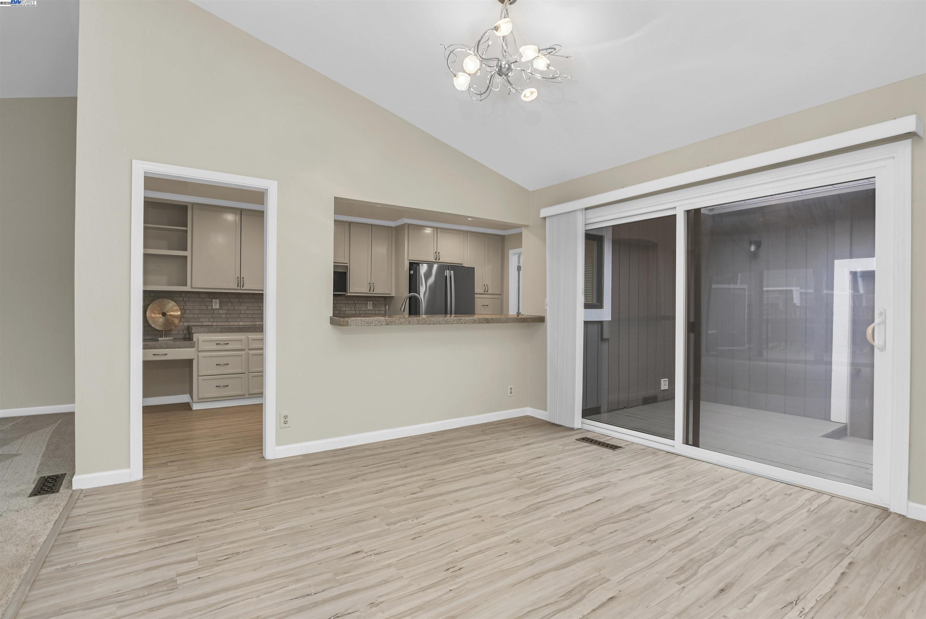 Detail Gallery Image 5 of 24 For 2039 Sand Point Rd, Discovery Bay,  CA 94505 - 2 Beds | 2 Baths