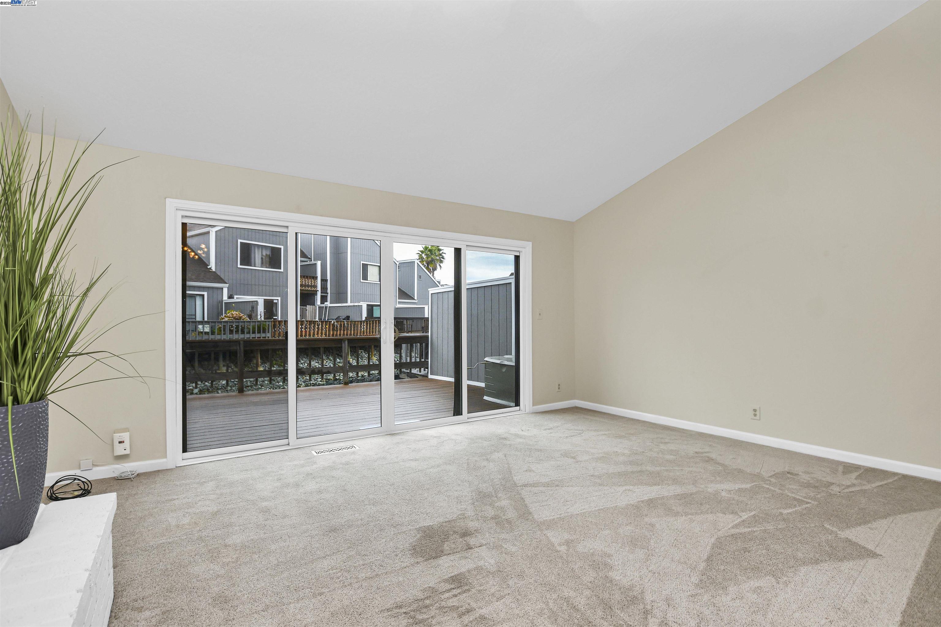 Detail Gallery Image 6 of 24 For 2039 Sand Point Rd, Discovery Bay,  CA 94505 - 2 Beds | 2 Baths