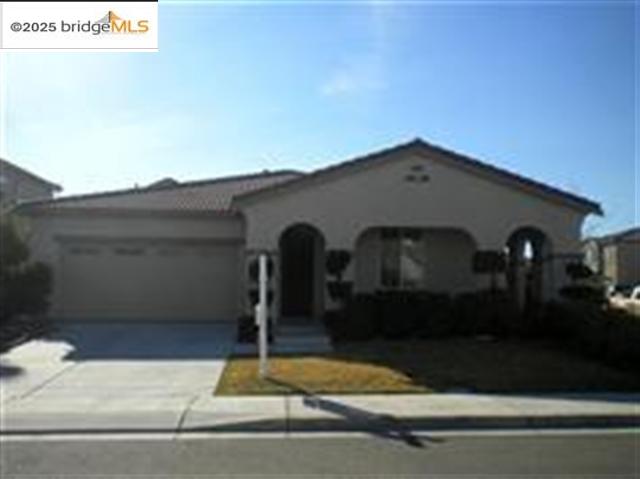 Detail Gallery Image 1 of 13 For 71 Serenity Ln, Oakley,  CA 94561 - 3 Beds | 2/1 Baths