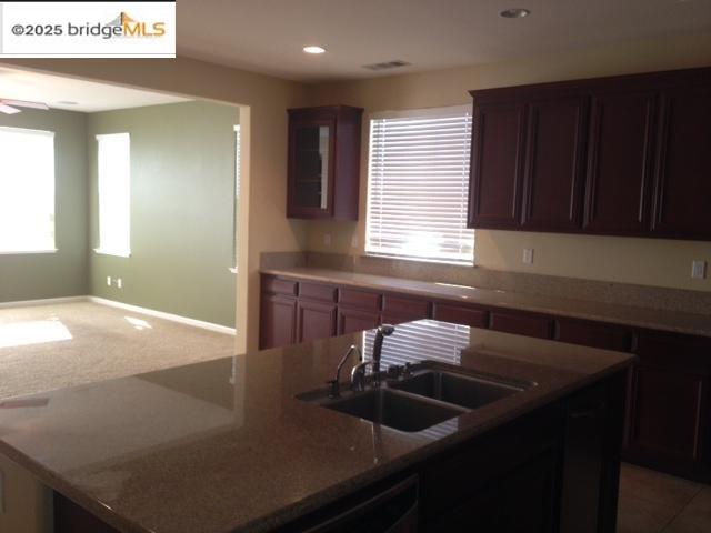 Detail Gallery Image 2 of 13 For 71 Serenity Ln, Oakley,  CA 94561 - 3 Beds | 2/1 Baths