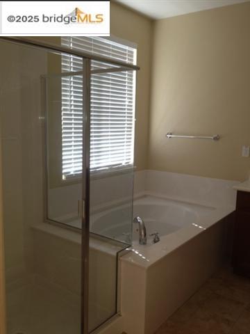 Detail Gallery Image 6 of 13 For 71 Serenity Ln, Oakley,  CA 94561 - 3 Beds | 2/1 Baths