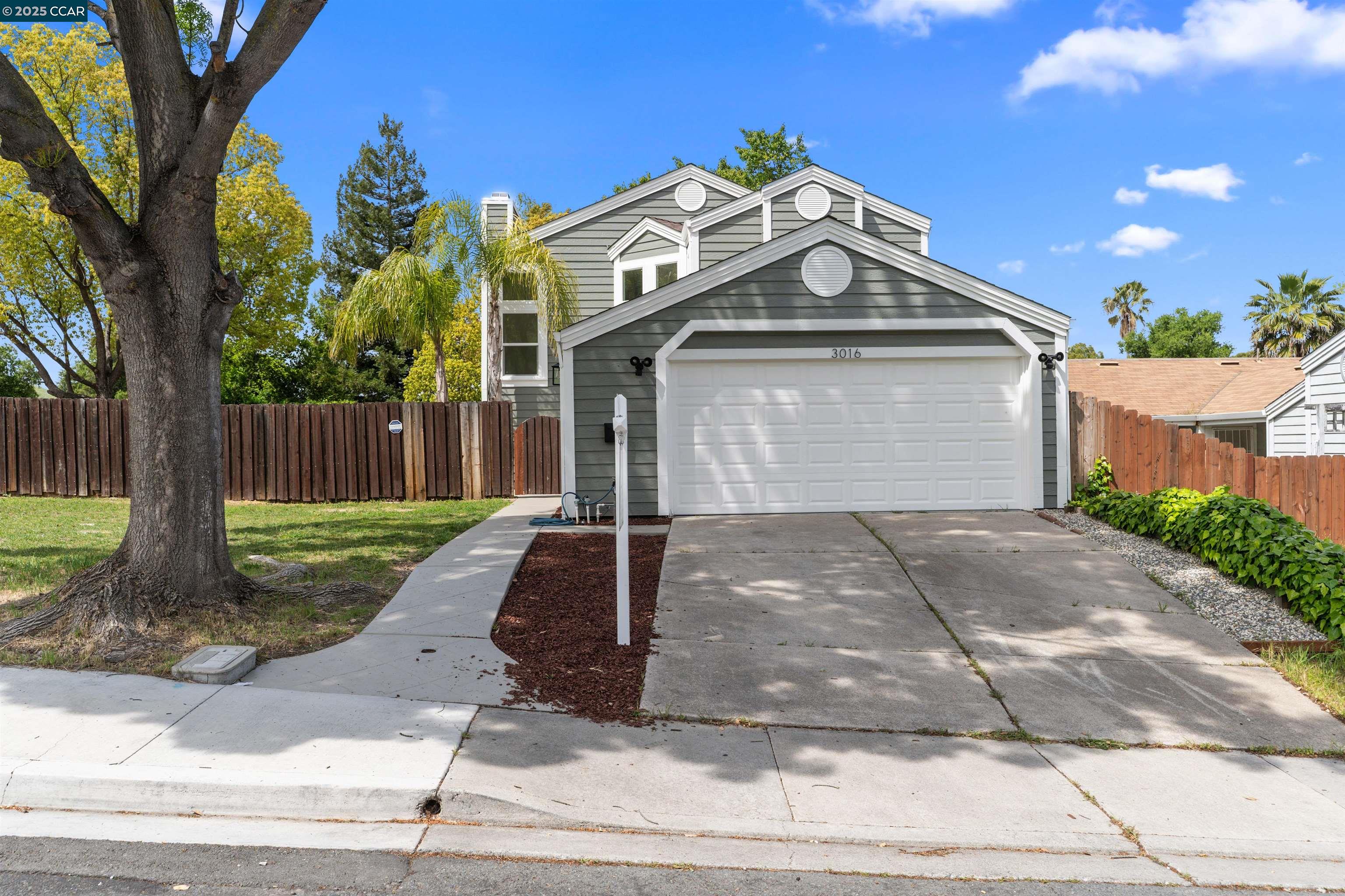 Detail Gallery Image 1 of 1 For 3016 Bellflower Dr, Antioch,  CA 94531 - 3 Beds | 2/1 Baths
