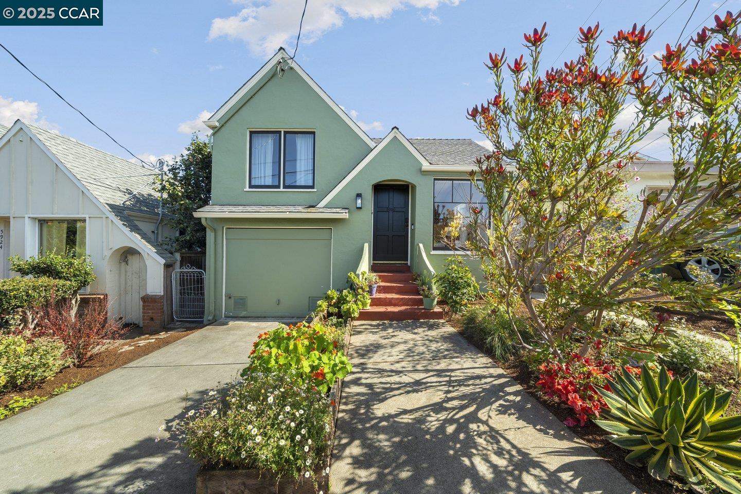 Detail Gallery Image 1 of 1 For 5920 Orchard Ave, Richmond,  CA 94804 - 3 Beds | 2 Baths