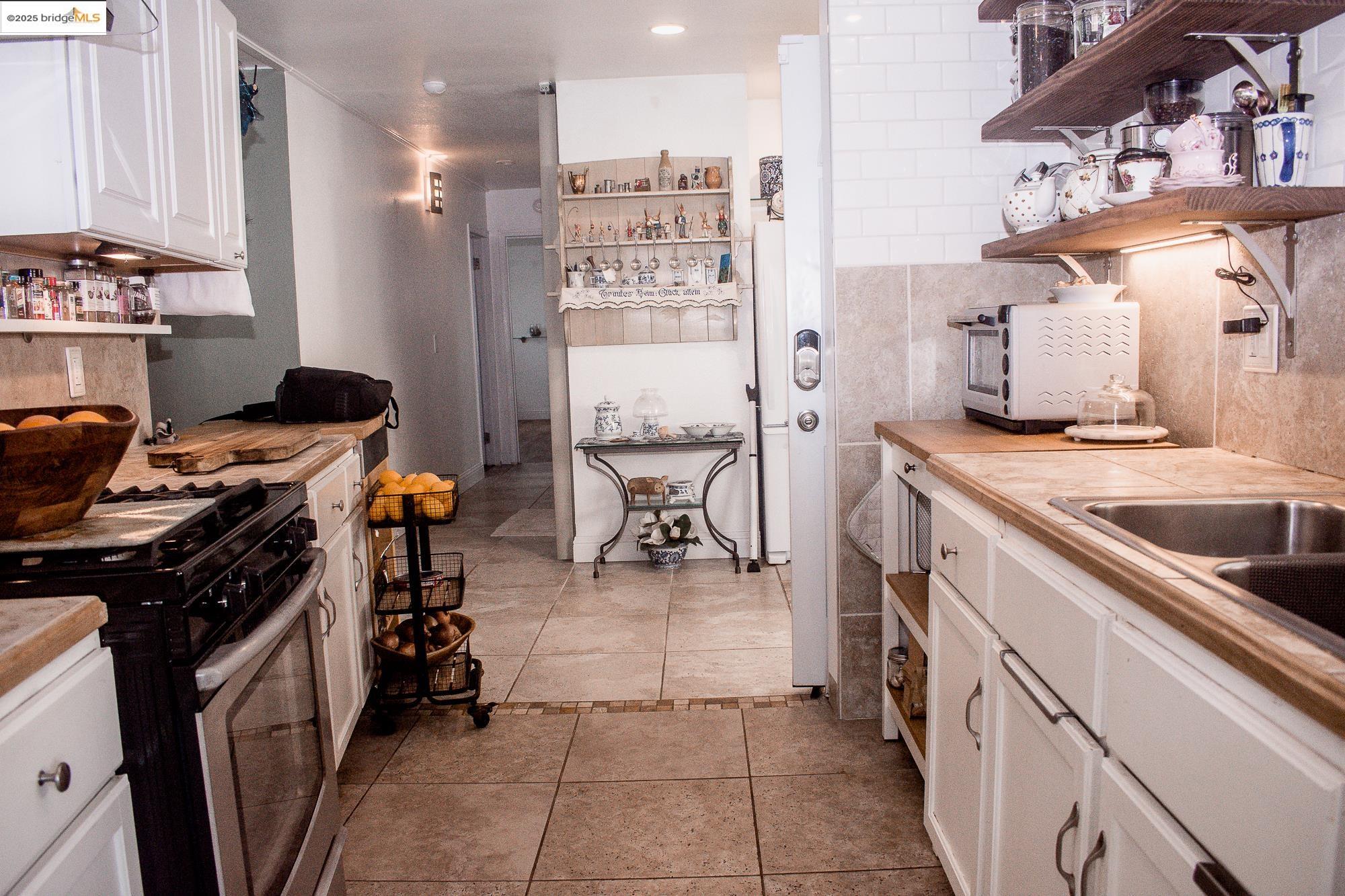 Detail Gallery Image 7 of 22 For 1080 San Miguel Road #127,  Concord,  CA 94518 - 2 Beds | 2 Baths