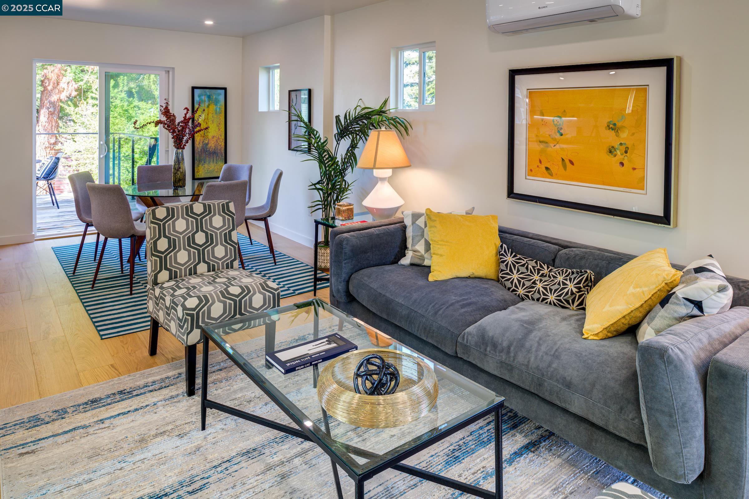 Detail Gallery Image 11 of 26 For 240 Garretson Ave, Rodeo,  CA 94572 - 4 Beds | 3 Baths