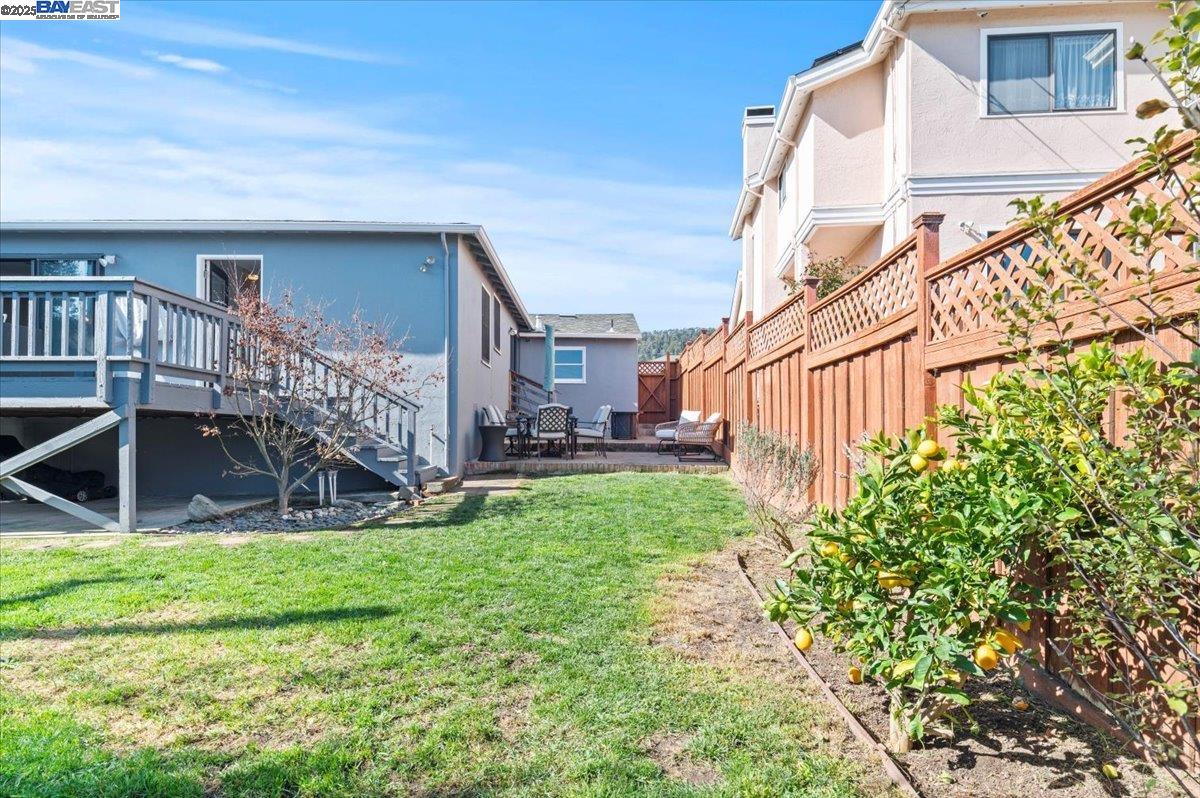 Detail Gallery Image 11 of 60 For 762 Chestnut Ave, San Bruno,  CA 94066 - 3 Beds | 2 Baths