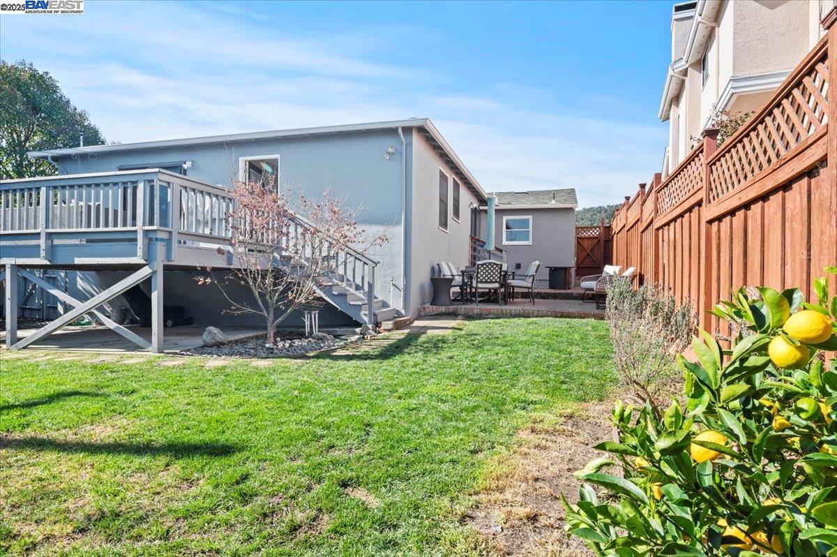 Detail Gallery Image 12 of 60 For 762 Chestnut Ave, San Bruno,  CA 94066 - 3 Beds | 2 Baths