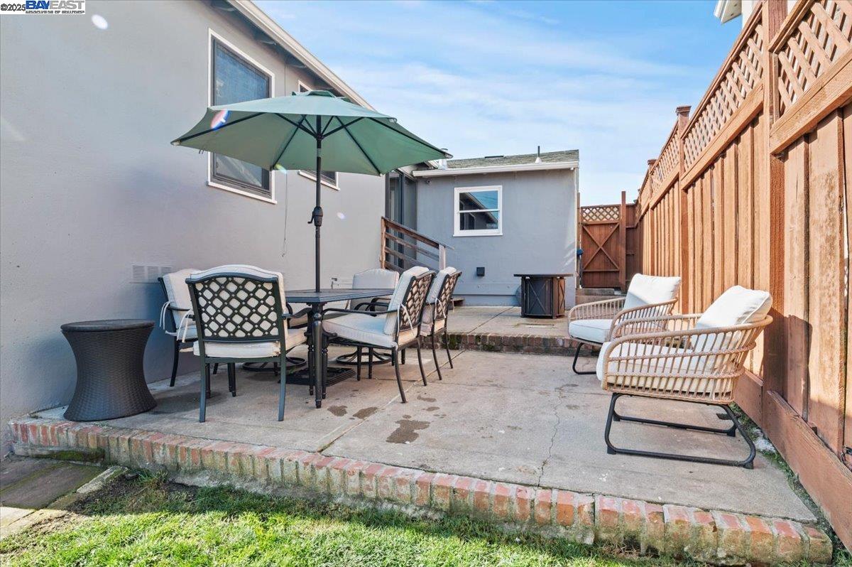Detail Gallery Image 15 of 60 For 762 Chestnut Ave, San Bruno,  CA 94066 - 3 Beds | 2 Baths